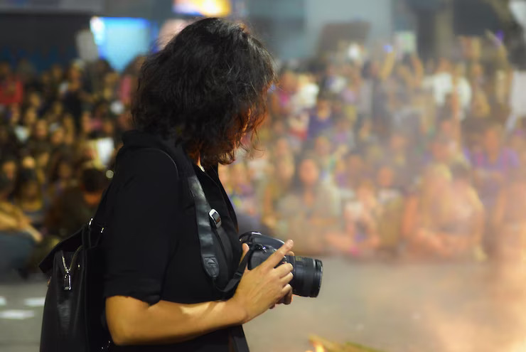 Yvette Heiser - Explains the importance of photographers for events.